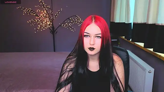 ElizabethVamp online show from July 4, 2026, 11:49 am
