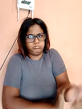 indianstrawberrylips4u online show from March 3, 2026, 7:03 am