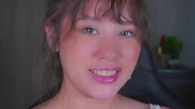 Snapshot of SherryBoone chatting on June 23, 2026, 6:39 pm SherryBoone online show from June 23, 2026, 6:39 pm