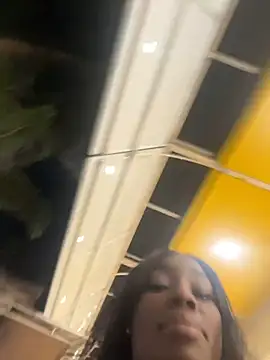 ZarahFerreira online show from April 1, 2026, 12:22 am