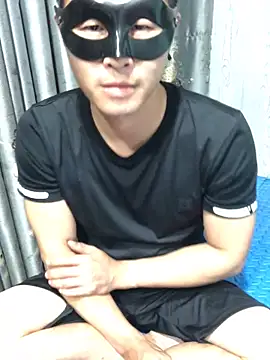  Men 2026 online show from May 8, 2026, 6:02 pm
