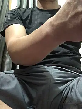  Men 2026 online show from May 9, 2026, 9:31 pm