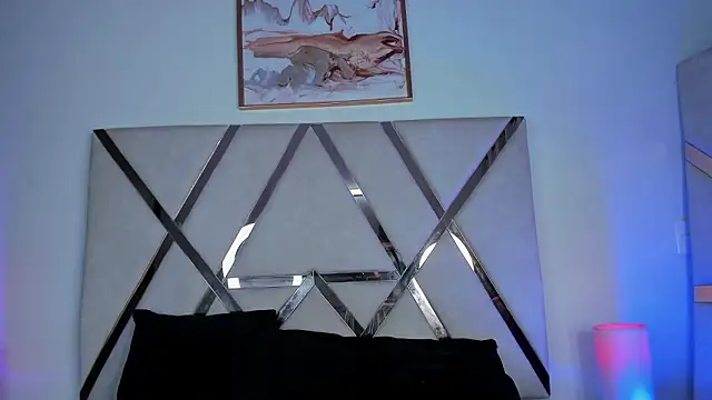 Annie Parkerr online show from February 27, 2026, 11:32 am