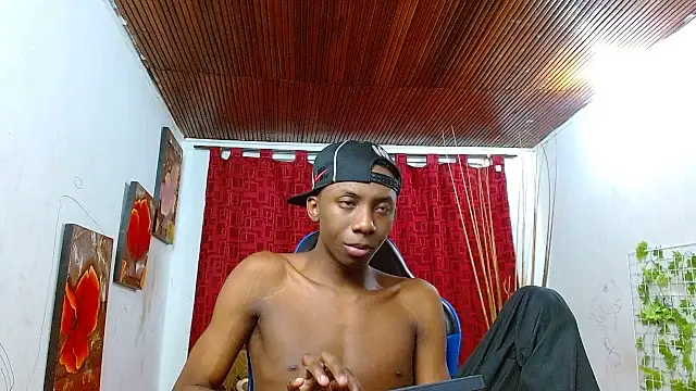 milo018 online show from July 2, 2026, 6:25 pm