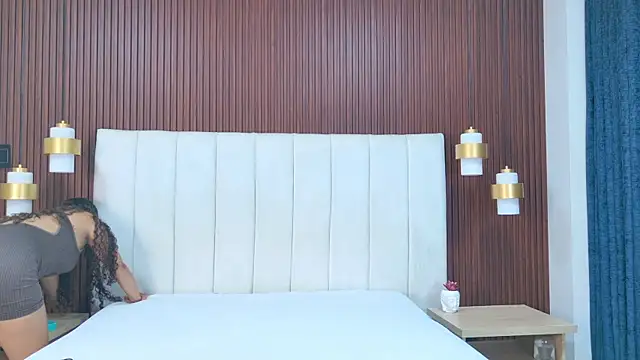 Lorenn Sweet online show from April 14, 2026, 12:22 pm