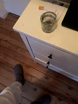 Crevette311 online show from January 10, 2026, 9:00 am