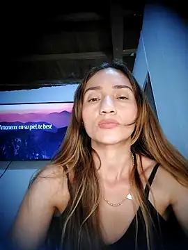 isaa- online show from April 15, 2026, 3:52 pm