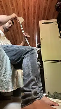 Snapshot of walterktm chatting on February 28, 2026, 2:40 pm walterktm online show from February 28, 2026, 2:40 pm