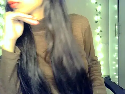 SIKSHA SINGH online show from April 8, 2026, 2:39 pm