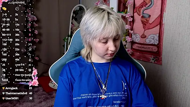 Snapshot of May_leaf chatting on February 24, 2026, 1:36 am May leaf online show from February 24, 2026, 1:36 am