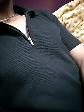 peanutbutteater online show from March 8, 2026, 9:24 am