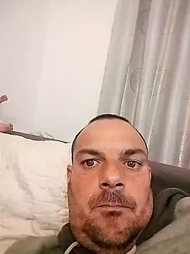 Snapshot of morenitoymorena chatting on April 5, 2026, 7:33 pm morenitoymorena online show from April 5, 2026, 7:33 pm