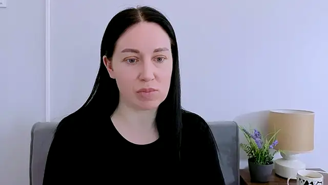 MiaFair online show from April 8, 2026, 3:23 pm