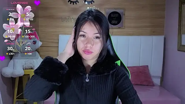 Snapshot of Kylia_a chatting on April 17, 2026, 1:03 pm Kylia a online show from April 17, 2026, 1:03 pm