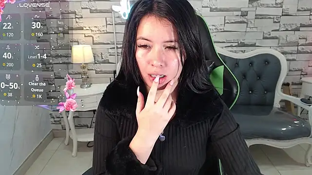 Kylia a online show from June 16, 2026, 8:11 pm