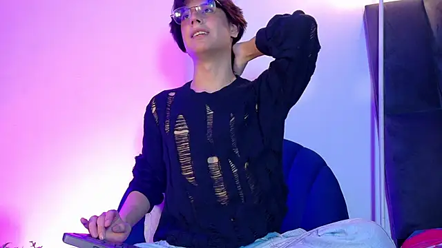 lui x dust online show from April 18, 2026, 3:10 am