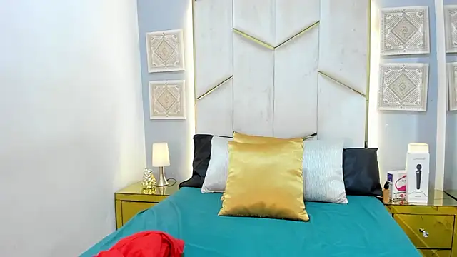 Snapshot of KarinaaCoxx chatting on February 24, 2026, 1:09 pm KarinaaCoxx online show from February 24, 2026, 1:09 pm