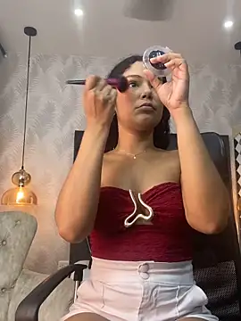 Miaafoxx   online show from March 24, 2026, 7:30 pm