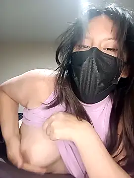 Rosyshadow online show from May 3, 2026, 5:35 am