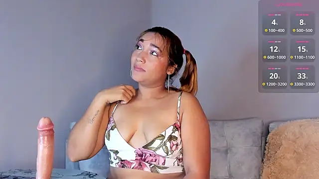 Snapshot of Miia_Grey_ chatting on March 25, 2026, 1:06 pm Miia Grey online show from March 25, 2026, 1:06 pm