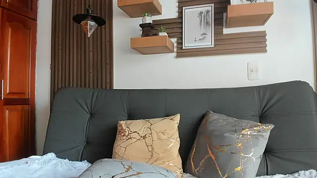 Jeremy wallker online show from April 1, 2026, 8:28 pm