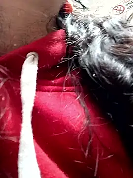 LunaDamasco online show from April 9, 2026, 7:08 pm