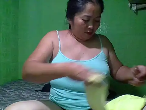 sweetanne19 online show from February 28, 2026, 1:01 pm