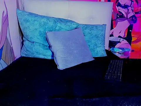 Emmadarlinghh online show from March 2, 2026, 6:48 pm