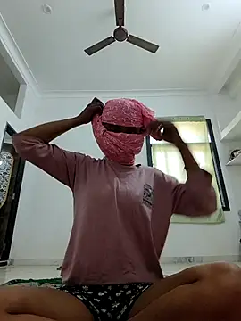 reena-sassy online show from February 20, 2026, 8:27 am