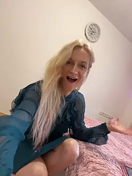 Snapshot of Faiiry_ chatting on March 16, 2026, 4:51 am Faiiry online show from March 16, 2026, 4:51 am