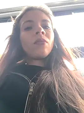 ValentinaRivers online show from April 17, 2026, 12:08 pm