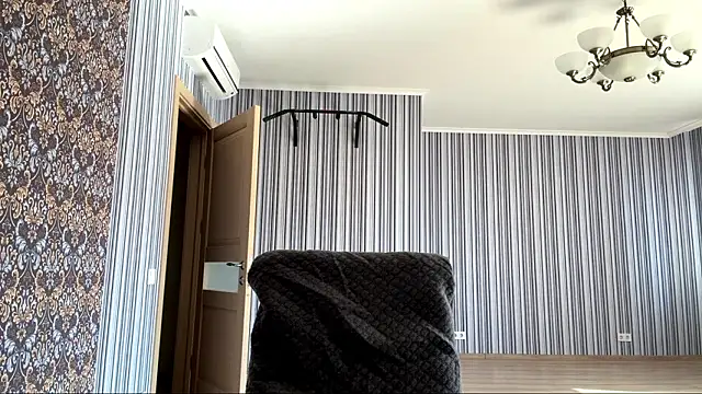 poly princess online show from March 20, 2026, 9:36 am