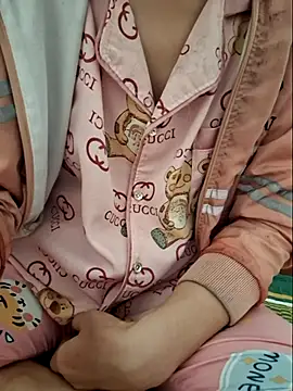 Snapshot of kieuqueen92 chatting on February 23, 2026, 1:47 am kieuqueen92 online show from February 23, 2026, 1:47 am