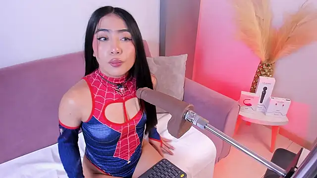 Valecute  online show from May 17, 2026, 8:16 pm