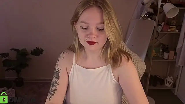 Snapshot of Margo_Ring chatting on April 9, 2026, 9:04 am Margo Ring online show from April 9, 2026, 9:04 am