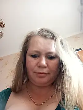 Snapshot of KiraStanton chatting on February 25, 2026, 12:48 pm KiraStanton online show from February 25, 2026, 12:48 pm