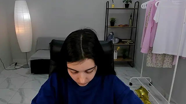 Snapshot of Lilian_Merf chatting on March 25, 2026, 8:31 am Lilian Merf online show from March 25, 2026, 8:31 am