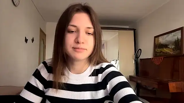 KarynAbbinanti online show from February 23, 2026, 12:46 pm