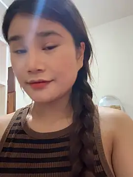 Snapshot of Dautay-mup chatting on March 3, 2026, 8:53 am Dautay-mup online show from March 3, 2026, 8:53 am