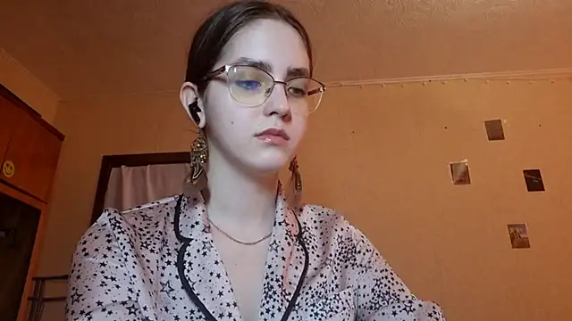 Katelemon online show from March 13, 2026, 12:34 pm