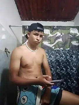 zeus23cm1 online show from February 25, 2026, 10:08 pm