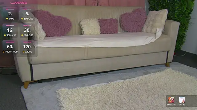 SabrineDivine online show from April 18, 2026, 4:38 am