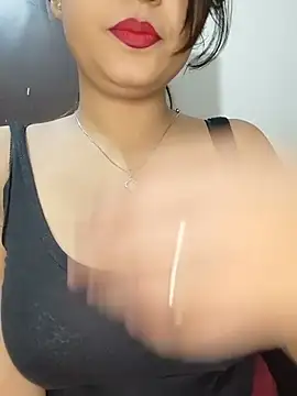 Shanaya-Hotty online show from July 12, 2026, 8:55 pm