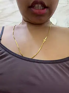 sessy grl online show from August 3, 2026, 6:55 pm