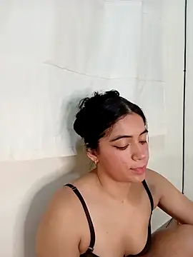 Snapshot of Mariian_Zeller chatting on May 1, 2026, 10:09 am Mariian Zeller online show from May 1, 2026, 10:09 am