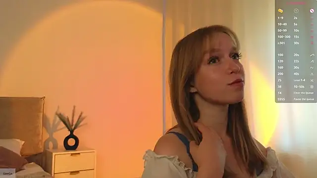 Selestia  online show from July 5, 2026, 1:29 pm