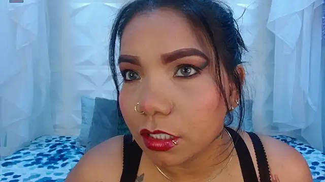 Elizabeth Suan  online show from March 26, 2026, 12:11 pm