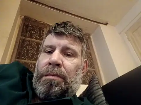 stud2512 online show from March 29, 2026, 9:48 pm