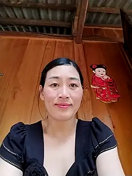 lris-Beauty77 online show from February 22, 2026, 6:13 am