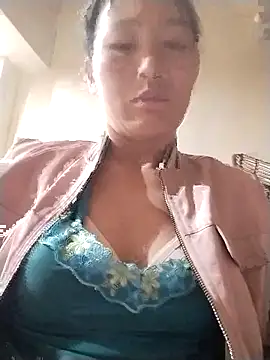 lris-Beauty77 online show from March 8, 2026, 9:07 pm